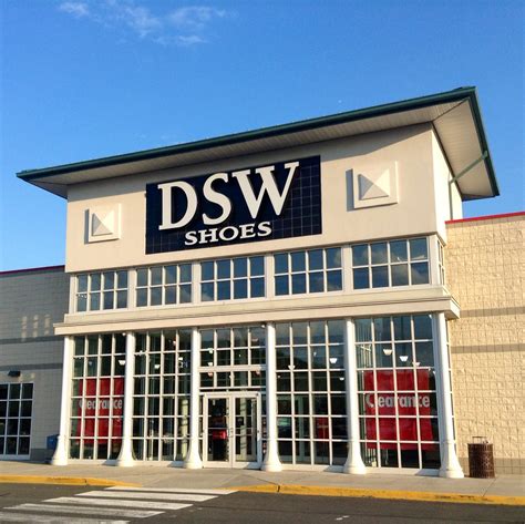 dsw shoe warehouse boots.